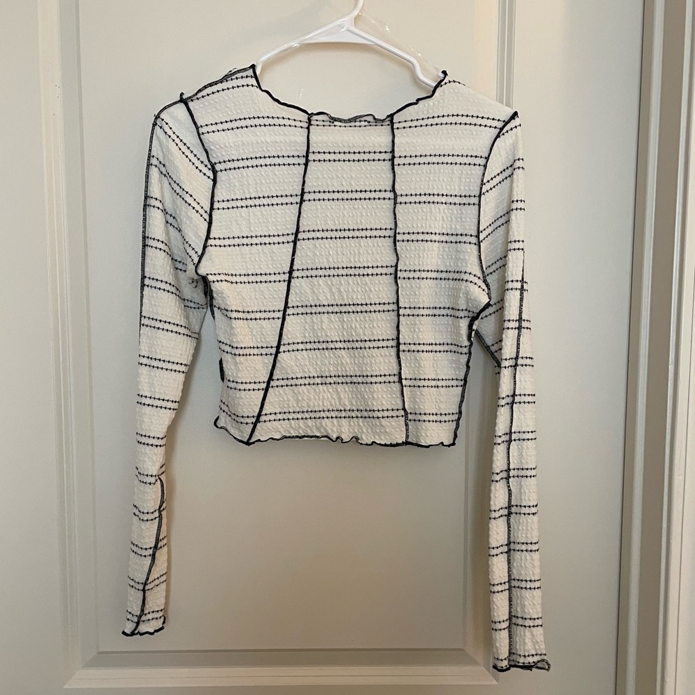 Lelis Collection black and white crop top